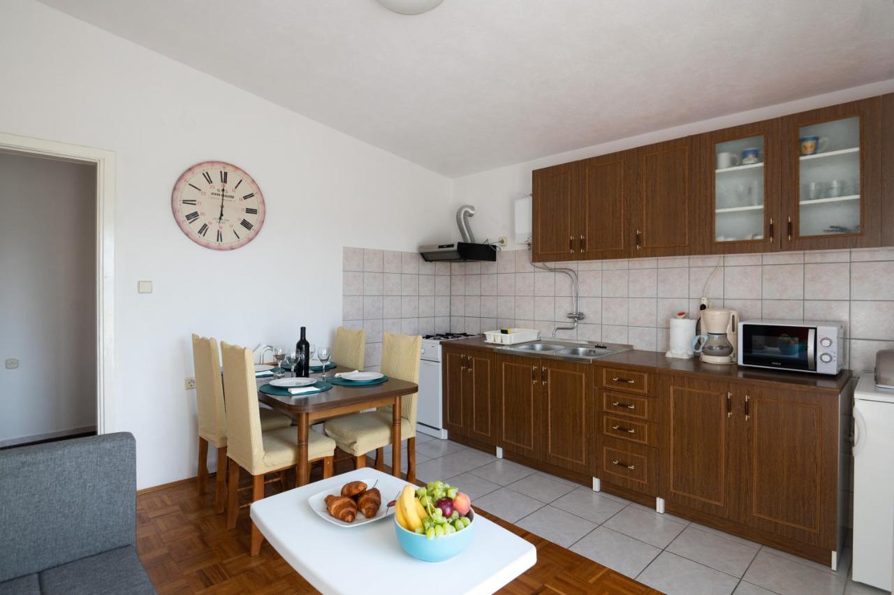 Marina'S Apartments Ražanac エクステリア 写真