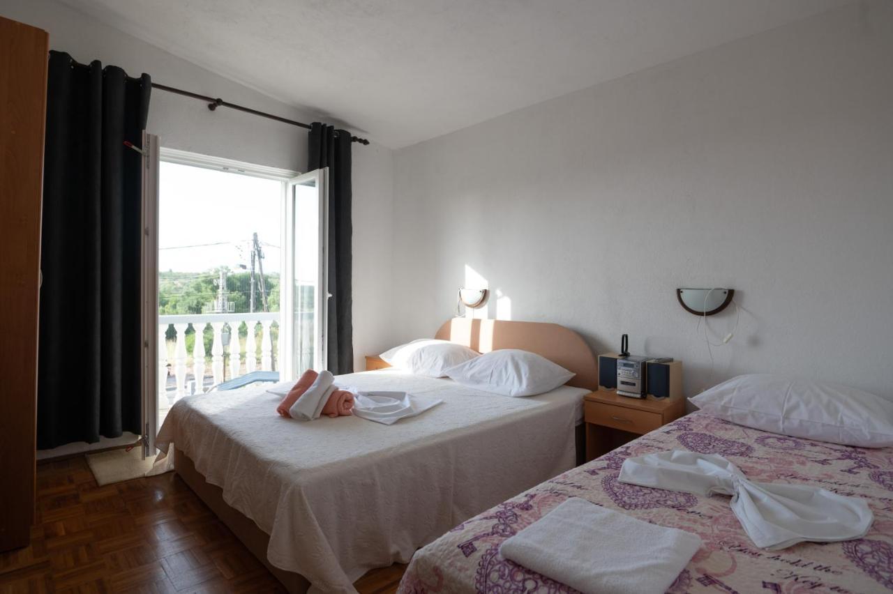 Marina'S Apartments Ražanac エクステリア 写真